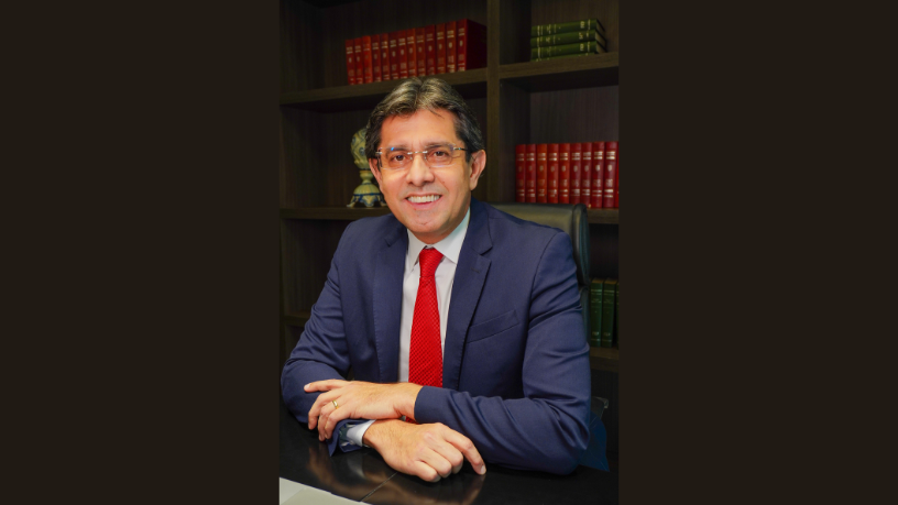 Dr. Márcio Coutinho questiona: O financiamento coletivo é democratização ou caixa 2?