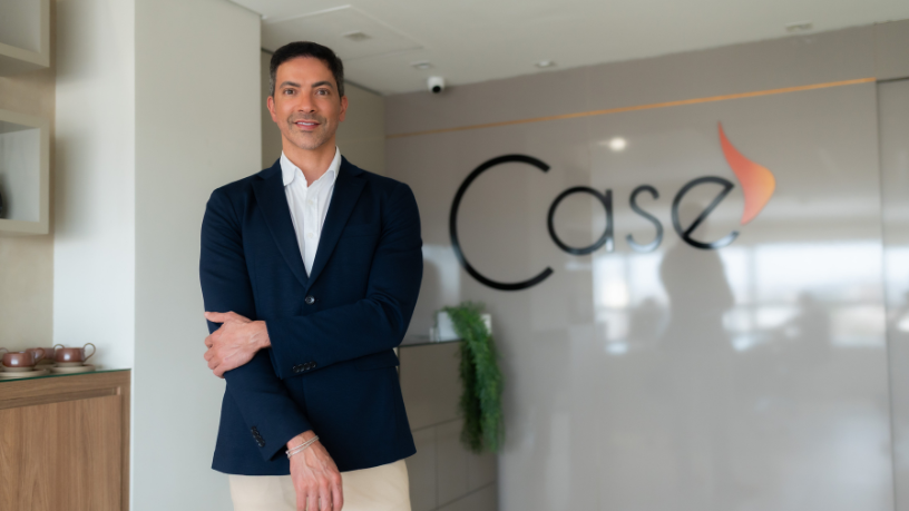 Paulo Henrique Silva Maia destaca a necessidade de políticas de proteção, educação financeira e acompanhamento social para prevenir o abuso financeiro contra idosos.